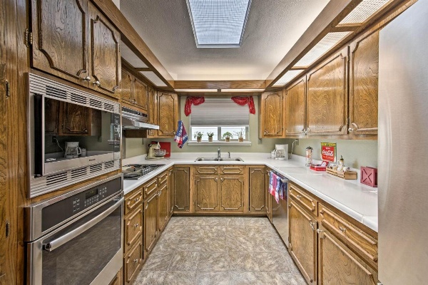 Canyon Lake Home w/Yard- .5 Mi To Boat Launch image 5